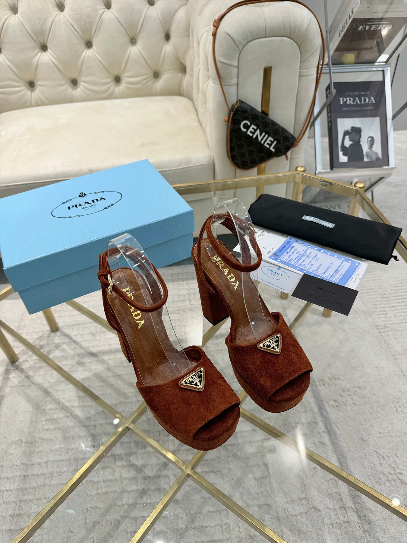 👟👟Ex-factory price 600👟👟 (imitation leather bottom-20) New arrival 👉Ready stock👈Remove the original board and make a 1:1 replica‼ ️The highest version ✅ Prada's early spring catwalk hot style 😘The latest spring style Thick heel square toe water platform series (genuine leather outsole) (simulated leather sole) A must-have for goddesses, super beautiful on the feet 👉The upper is made of imported original sheep leather, soft and textured, lining + foot pads, imported sheepskin lining, breathable and comfortable, private model water platform, heel, water platform 4M, heel height 13M Code number 35M-39M (34 40 41 42 43 is custom-made and cannot be returned or exchanged)